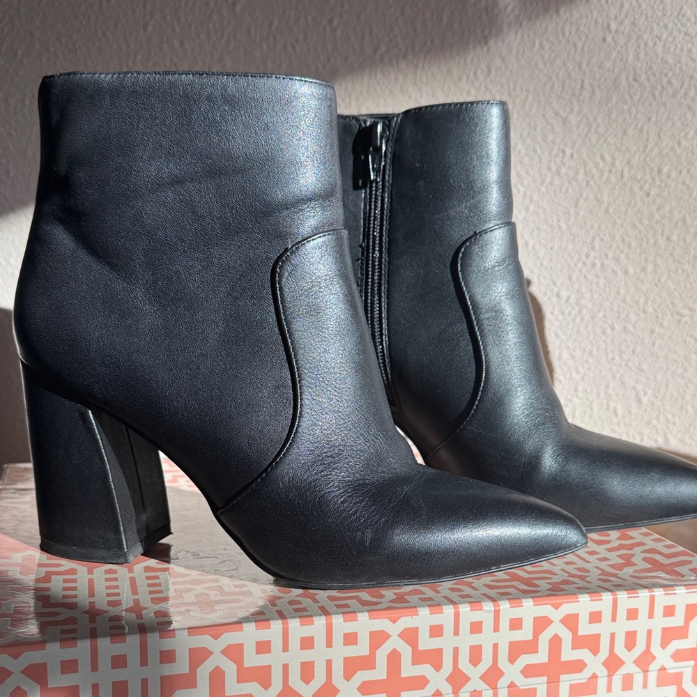 Gianni Bini Black Heeled Boots